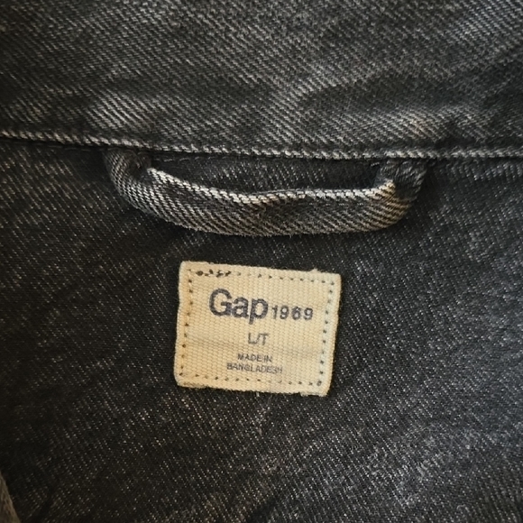 GAP Black Jean Jacket - Picture 2 of 3
